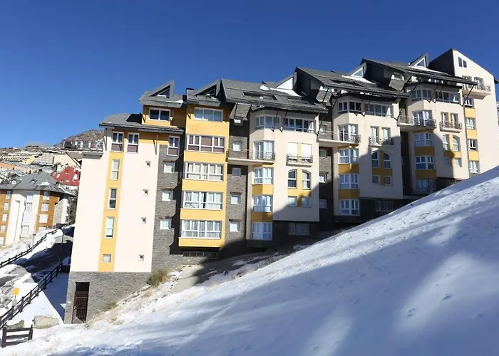 Miramar A Pie De Pista - Atico 3 Y 2 Banos * Sierra Nevada